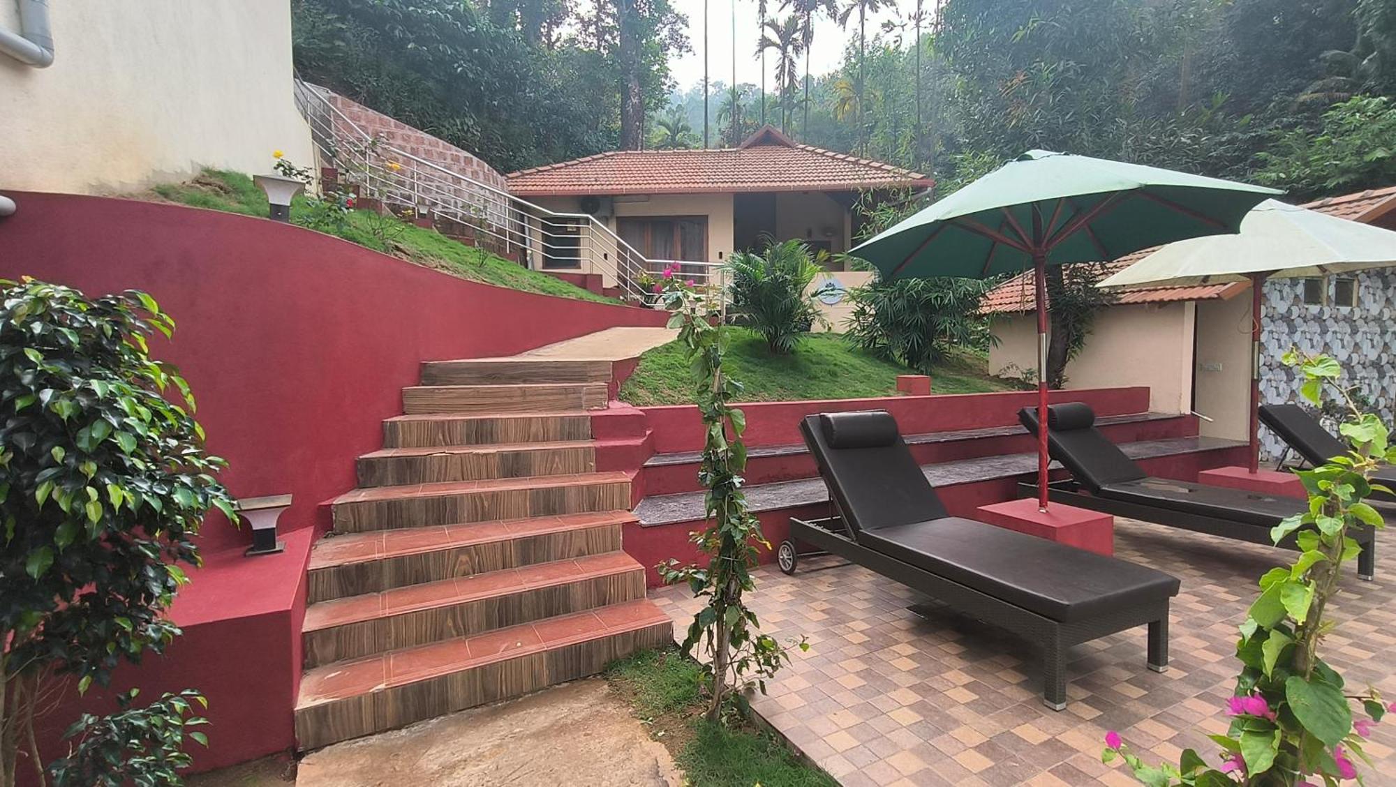 Hill Crest Resort - Coorg Мадикери Экстерьер фото