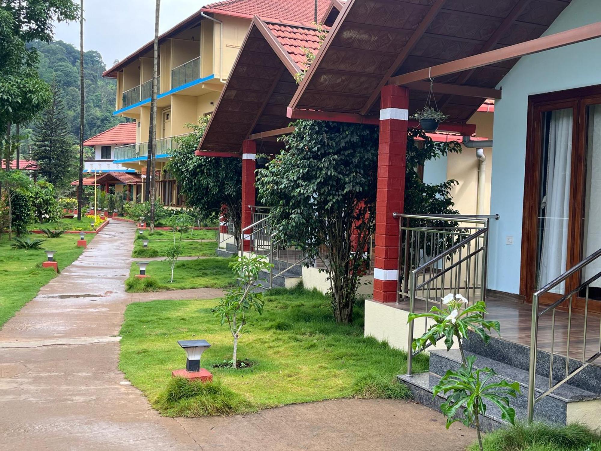 Hill Crest Resort - Coorg Мадикери Экстерьер фото
