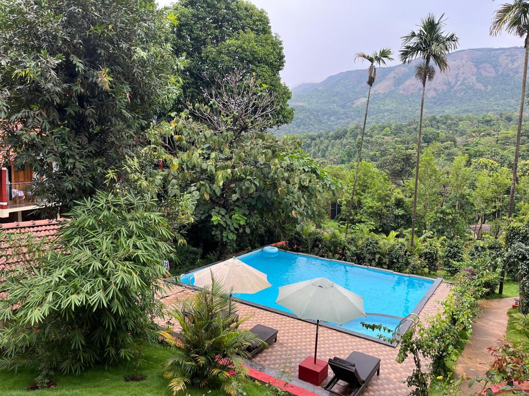 Hill Crest Resort - Coorg Мадикери Экстерьер фото